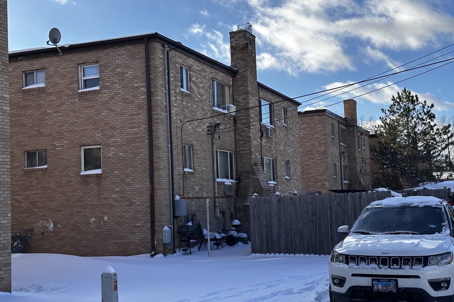 7th St Apartments