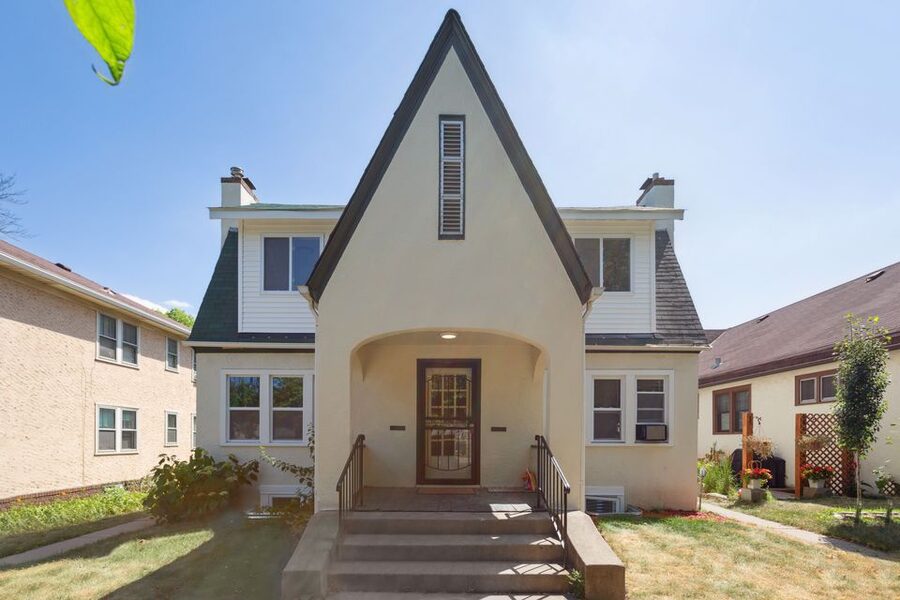 930 Saint Clair Ave