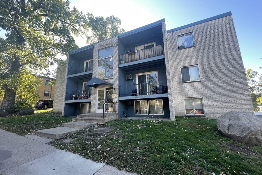 1074 York Ave